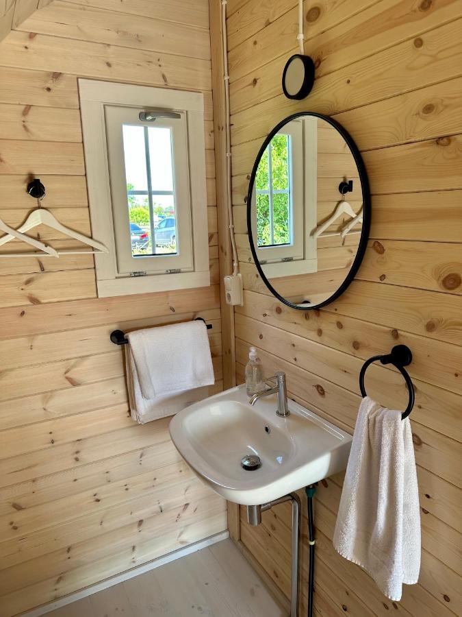 Lodge, Een Super Knus Tiny House, Nabij Vaarwater En Haven! Belt-Schutsloot Экстерьер фото